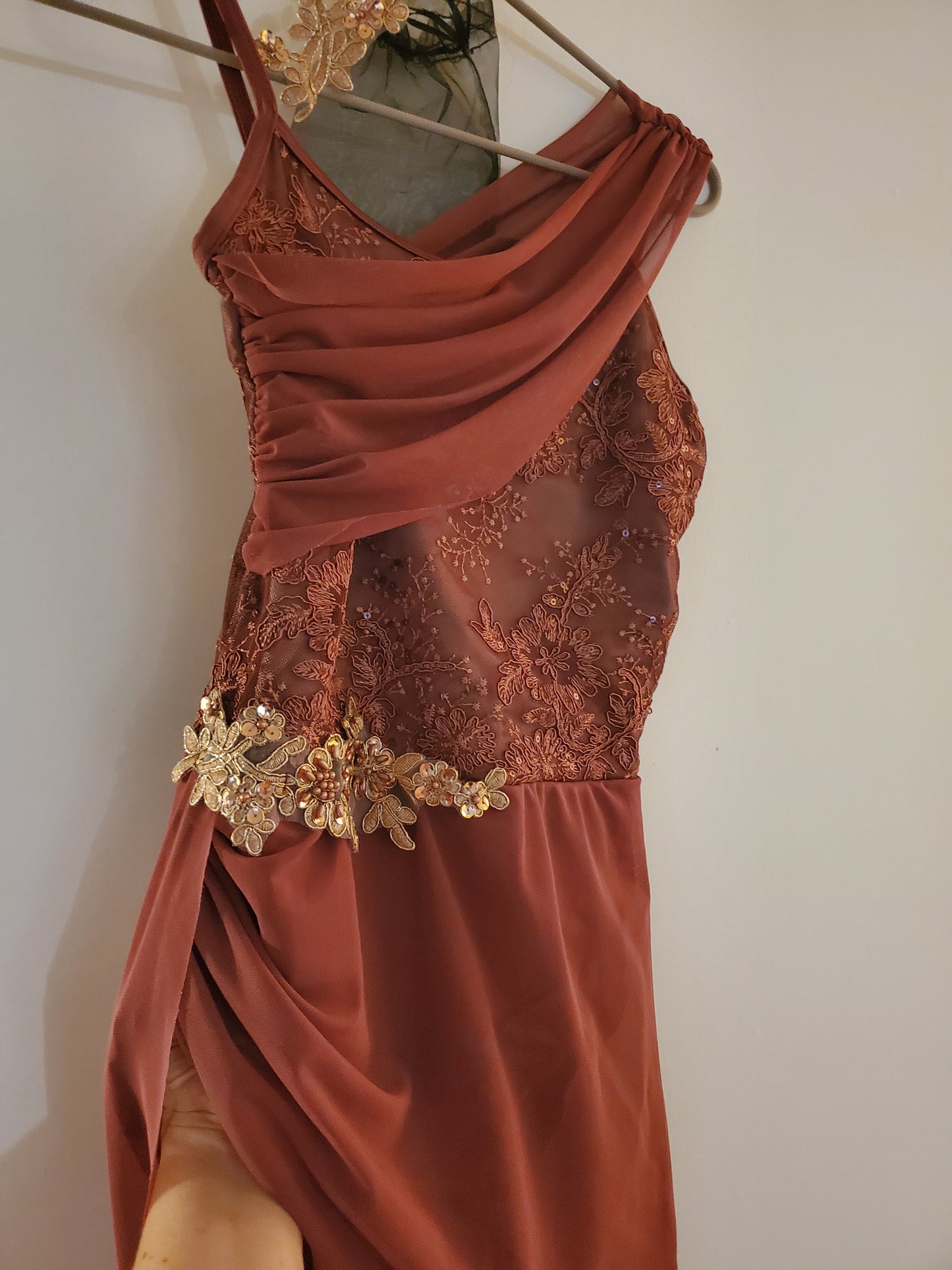 Burgandy/Gold Applique Flowy Lyrical Costume and Hair Piece - Weissman sz XSA