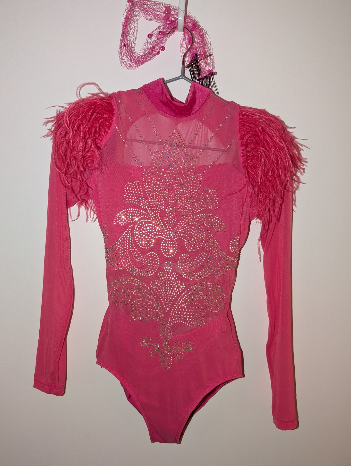 Hot Pink Sparkly w/ Feathers Jazz/Musical Theater Costume and Hair Piece - tenth house sz SA