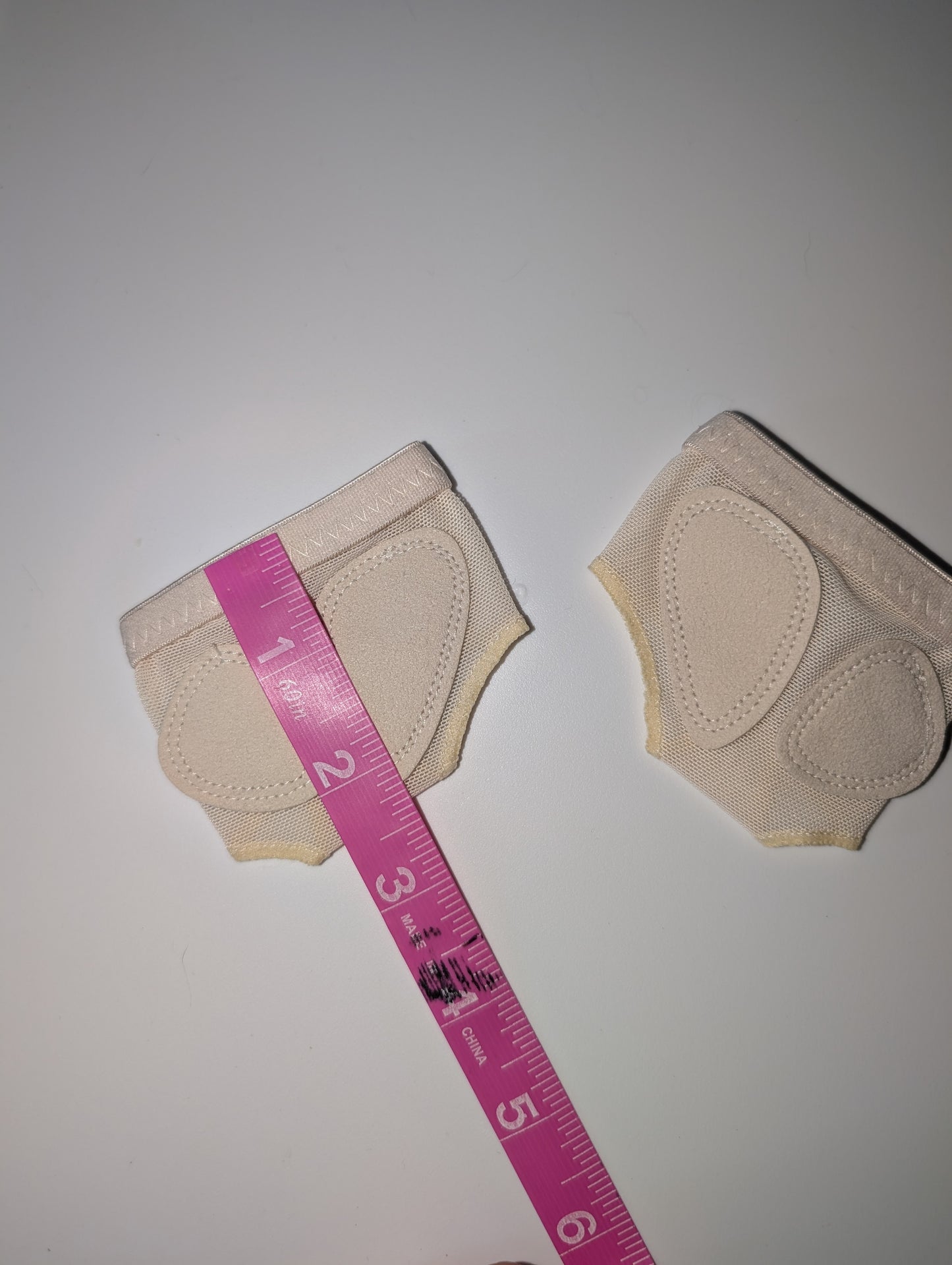 Light-colored Half-Sole Lyrical Shoes - sz