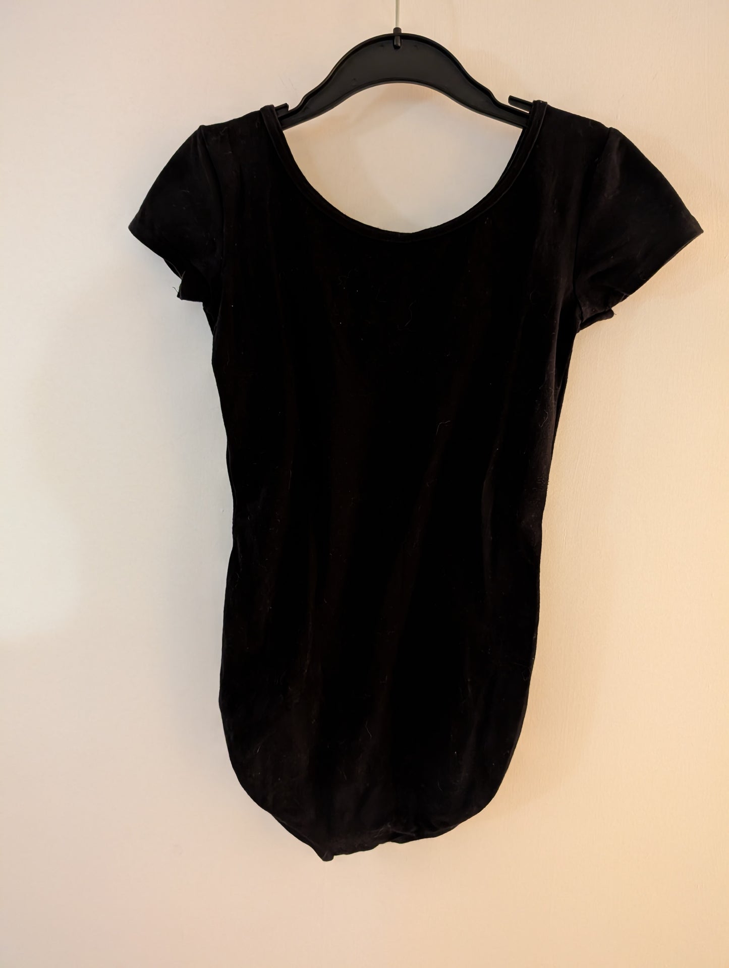 Black Short Sleeve Leotard - Danskin sz girls 14/16* taken in 2" in width*