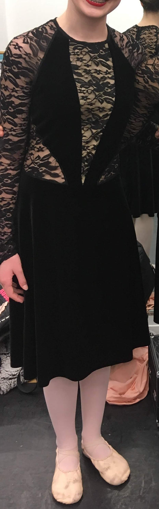 Black Velvet/Lace Ballet/Contemporary/Musical Theater Costume - Kelle sz Small Adult