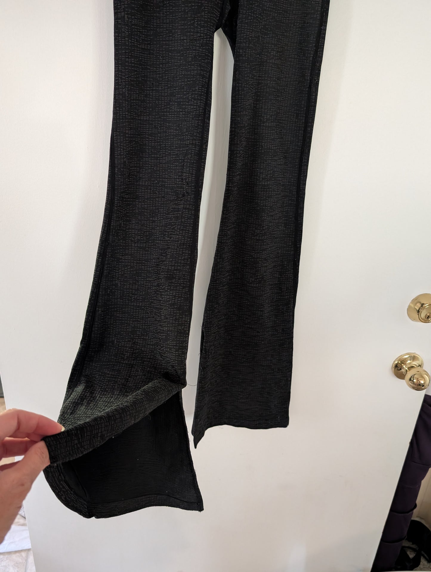 Joy Lab Textured Gray Flair Leggings with Slit - sz Adult S