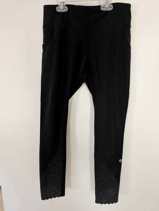Lululemon Cropped Scalloped Edge Leggings - est sz 4
