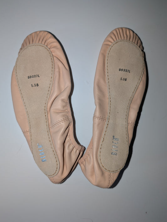 Bloch Full-Sole Leather Ballet Shoes - sz 5.5 Women's