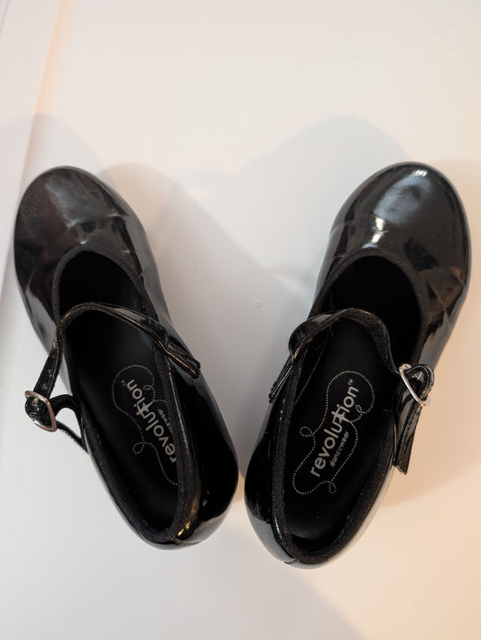 Black Tap shoes - Revolution sz 3.5 Kids/ 5.5 Women's
