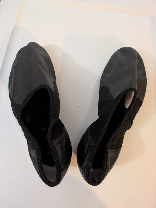 Black Bloch Jazz Shoes - sz 9.5 womens