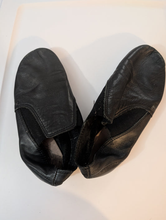 Black Jazz Shoes - Revolution sz 6 womens