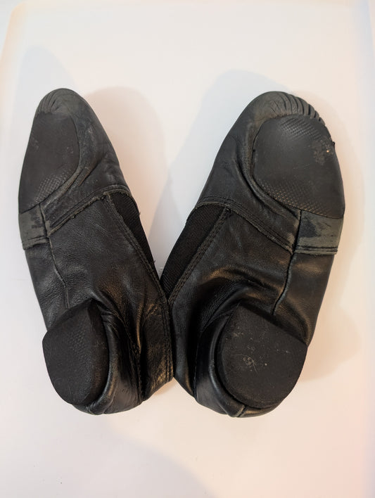 Black Jazz Shoes - Revolution sz 6 womens