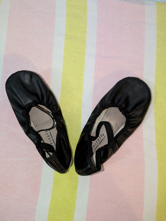 Black Leather-style Ballet Shoes - sz 2 kids